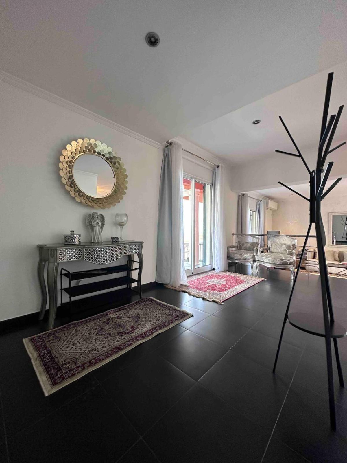 Villa Valhalla *